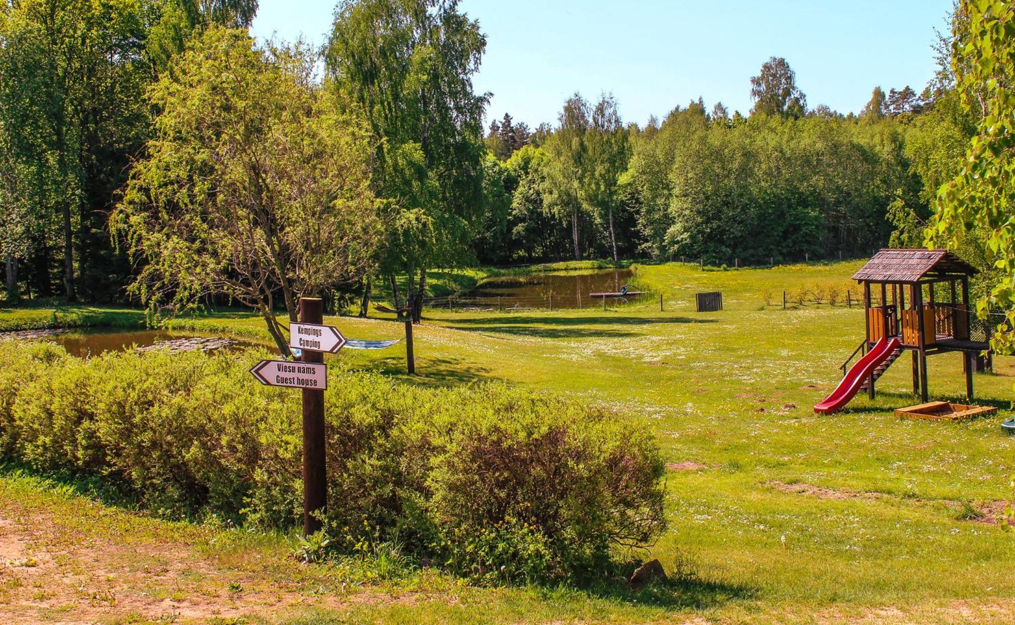 Lejasbisenieki Villa Turaida Buitenkant foto